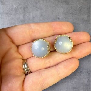 159. Vintage Moonglow Bluish Gray‎ Clip-On Earrings Gold Tone
